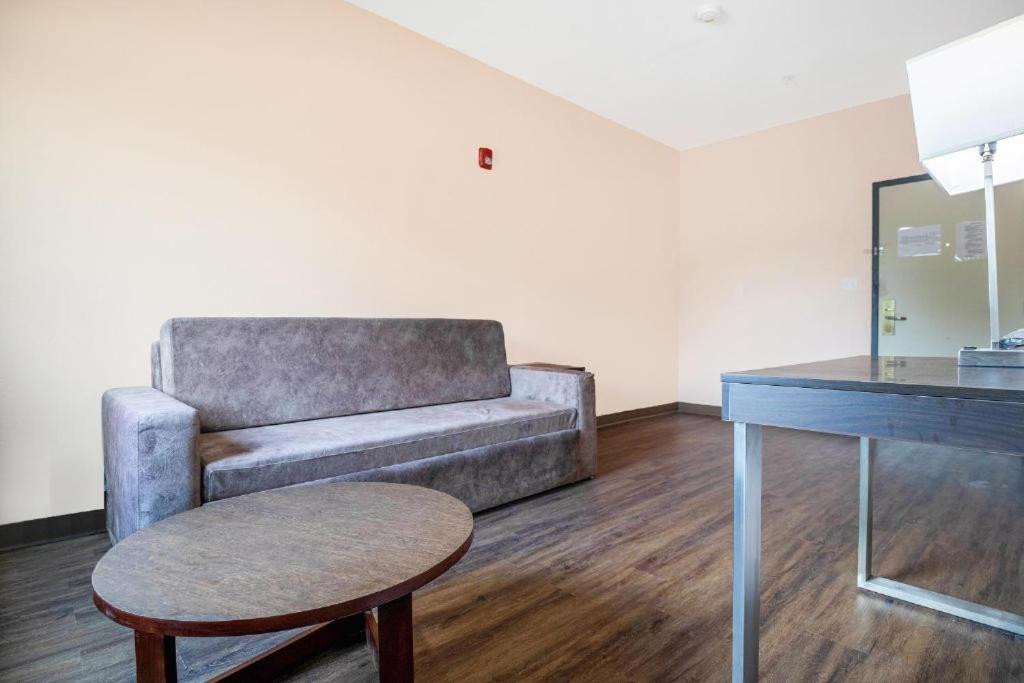 Royal Inn & Suites Adairsville المظهر الخارجي الصورة